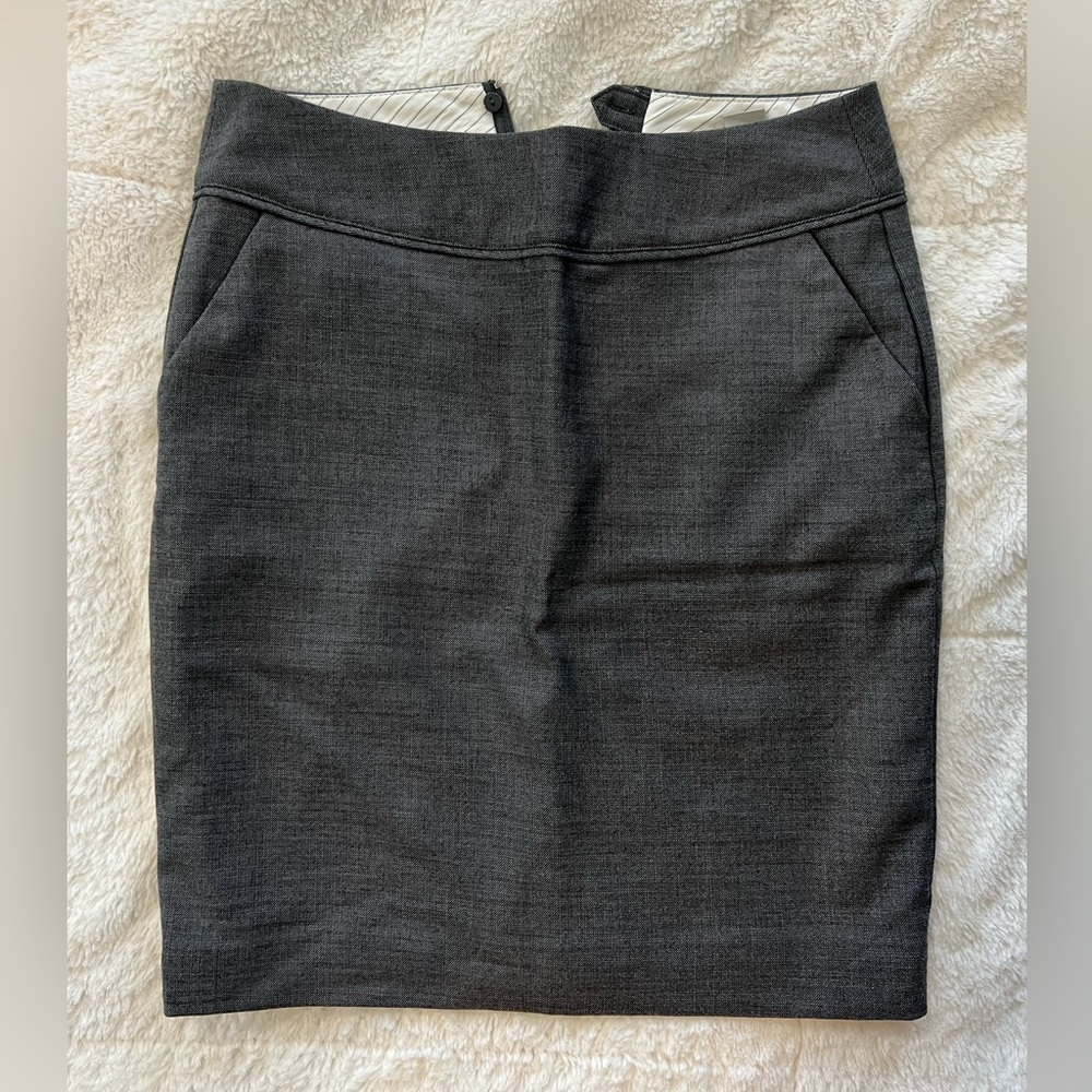 H&M Gray Pencil Skirt
